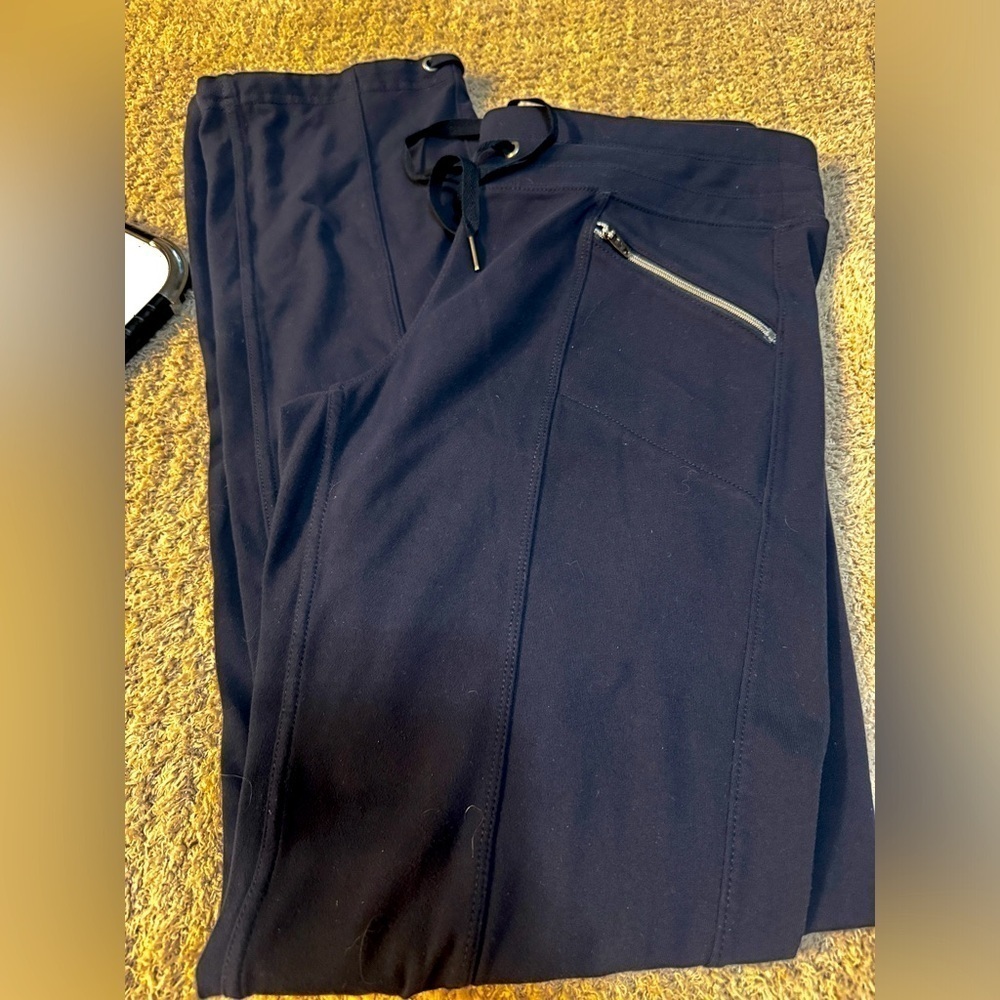 Athleta drawstring crop studio pant size small